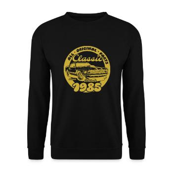 40. Geburtstag - Klassiker Musclecar 03/1985 - Unisex Pullover - Schwarz - Vorne - Alina (178cm) & Michal (187cm)