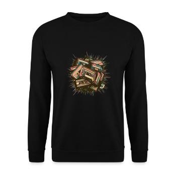 80s Retro Cassette Classic Cassette Tape für 80s - Unisex Pullover - Schwarz - Vorne - Alina (178cm) & Michal (187cm)
