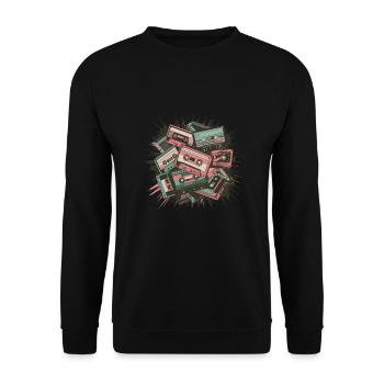 80s Retro Cassette Classic Cassette Tape für 80s - Unisex Pullover - Schwarz - Vorne - Alina (178cm) & Michal (187cm)