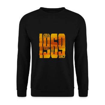 Geboren in 1969 - Unisex Pullover - Schwarz - Vorne - Alina (178cm) & Michal (187cm)