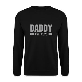 DADDY EST. 2023 - BECOMING A FATHER - OFFSPRING - BABY - Unisex Sweatshirt - black - Front - Alina (178cm) & Michal (187cm)