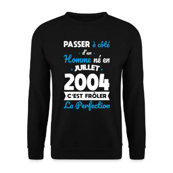 Anniversaire 20 ans - Né en Juillet 2004 - Sweat-shirt Unisexe - noir - Devant - Alina (178cm) & Michal (187cm)