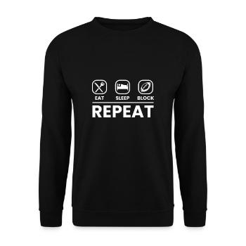 Eat Sleep Block Repeat Lineman Linebacker - Unisex Pullover - Schwarz - Vorne - Alina (178cm) & Michal (187cm)