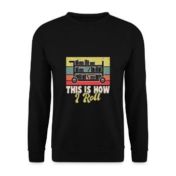 This Is How I Roll Shirt Bibliothek - Unisex Pullover - Schwarz - Vorne - Alina (178cm) & Michal (187cm)