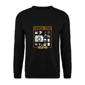 Choose Your Weapons Shirt Geschenk Fotograf - Unisex Pullover - Schwarz - Vorne - Alina (178cm) & Michal (187cm)
