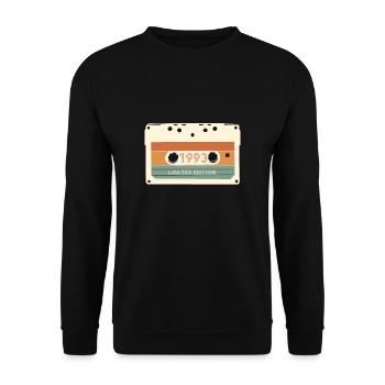 Cassette 1993 30th Birthday Shirt Gift - Sweat-shirt Unisexe - noir - Devant - Alina (178cm) & Michal (187cm)