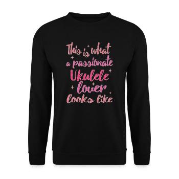 This is what a passionate Ukulele lover looks like - Unisex Pullover - Schwarz - Vorne - Alina (178cm) & Michal (187cm)