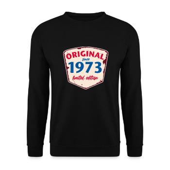 1973 Blechschild - limeted edition - Vintage - Unisex Pullover - Schwarz - Vorne - Alina (178cm) & Michal (187cm)