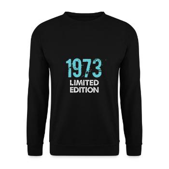 1973 Limited Edition - Unisex Pullover - Schwarz - Vorne - Alina (178cm) & Michal (187cm)