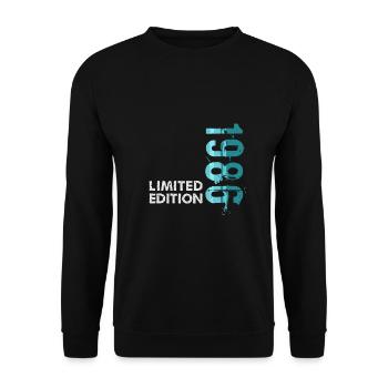 1986 Limited Edition - Unisex Sweatshirt - black - Front - Alina (178cm) & Michal (187cm)