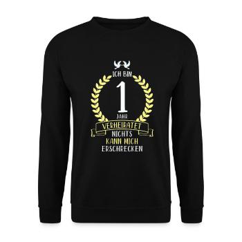 1 Jahr verheiratet Papierhochzeit Geschenkidee - Unisex Pullover - Schwarz - Vorne - Alina (178cm) & Michal (187cm)
