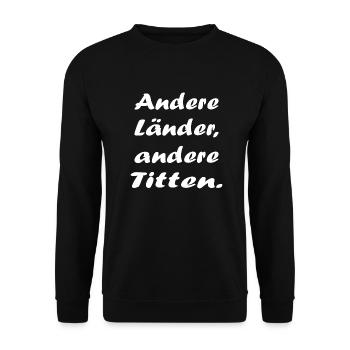 Andere Länder andere Titten Wortspiel Sprichwort - Unisex Pullover - Schwarz - Vorne - Alina (178cm) & Michal (187cm)