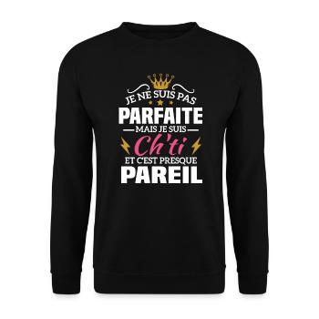 Pas parfaite mais je suis ch'ti - Sweat-shirt Unisexe - noir - Devant - Alina (178cm) & Michal (187cm)