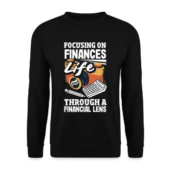Focusing On Finances Life Through A Financial - Unisex Pullover - Schwarz - Vorne - Alina (178cm) & Michal (187cm)