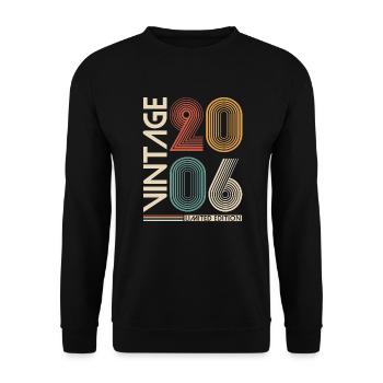2006 né vintage rétro vintage anniversaire - Sweat-shirt Unisexe - noir - Devant - Alina (178cm) & Michal (187cm)