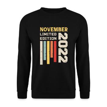 November 2022 Birthday Gift - November 2022 - Unisex Sweatshirt - black - Front - Alina (178cm) & Michal (187cm)