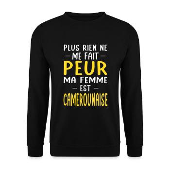 Rien ne me fait peur ma femme est Camerounaise - Sweat-shirt Unisexe - noir - Devant - Alina (178cm) & Michal (187cm)