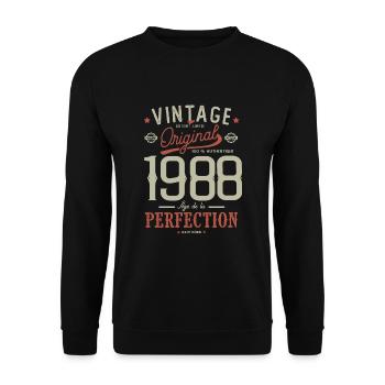 Age perfection 1988, birthday 33 years - Unisex Sweatshirt - black - Front - Alina (178cm) & Michal (187cm)