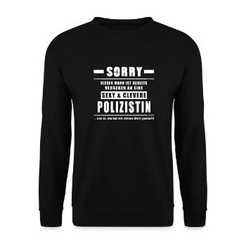 Polizistin - Dieser Mann Ist Bereits Vergeben ... - Unisex Pullover - Schwarz - Vorne - Alina (178cm) & Michal (187cm)