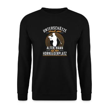 Unterschätze niemals einen alten Mann auf dem - Unisex Pullover - Schwarz - Vorne - Alina (178cm) & Michal (187cm)