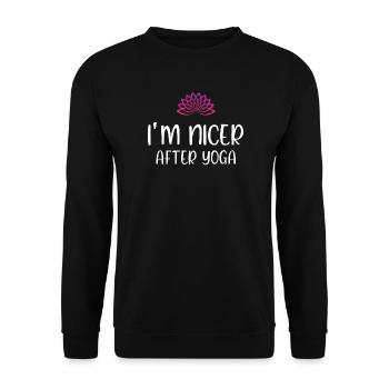 Ich bin netter nach dem Yoga - Unisex Pullover - Schwarz - Vorne - Alina (178cm) & Michal (187cm)