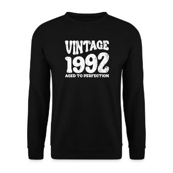 Vintage 1992 Aged to Perfection - Unisex Sweatshirt - black - Front - Alina (178cm) & Michal (187cm)