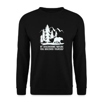 By discovering nature you discover yourself - Unisex Sweatshirt - black - Front - Alina (178cm) & Michal (187cm)