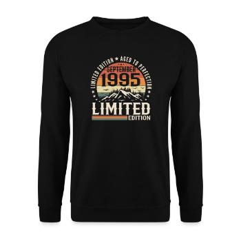 September 1995, September 1995 Geburtstagsgeschenk - Unisex Pullover - Schwarz - Vorne - Alina (178cm) & Michal (187cm)