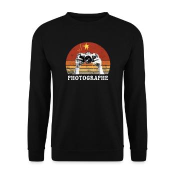 Vintage Retro Photographer Setting Sun - Unisex Sweatshirt - black - Front - Alina (178cm) & Michal (187cm)