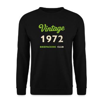 Vintage 1972 – Bikepacking Club Retro Birth Year - Unisex Sweatshirt - black - Front - Alina (178cm) & Michal (187cm)