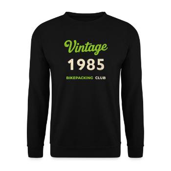 Vintage 1985 – Bikepacking Club Retro Birth Year - Unisex Sweatshirt - black - Front - Alina (178cm) & Michal (187cm)
