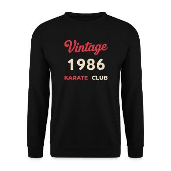 Vintage 1986 – Karate Club Retro Geburtsjahr - Unisex Pullover - Schwarz - Vorne - Alina (178cm) & Michal (187cm)