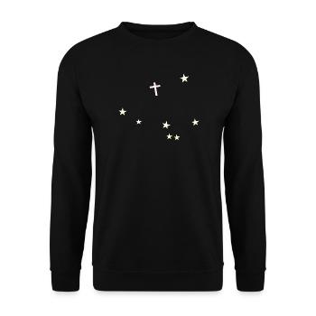 Kreuz im Sternenhimmel - Unisex Pullover - Schwarz - Vorne - Alina (178cm) & Michal (187cm)