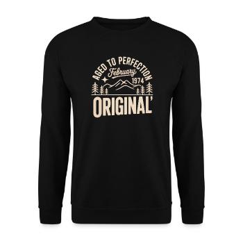Februar 1974 – Legende der Gipfel und Berge - Unisex Pullover - Schwarz - Vorne - Alina (178cm) & Michal (187cm)