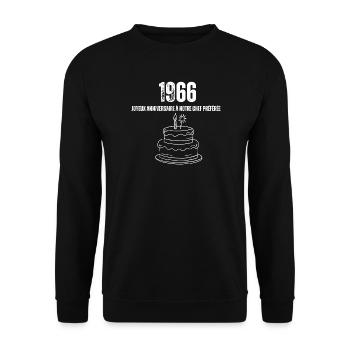 1966 Happy Birthday Favorite Father Cake - Unisex Sweatshirt - black - Front - Alina (178cm) & Michal (187cm)