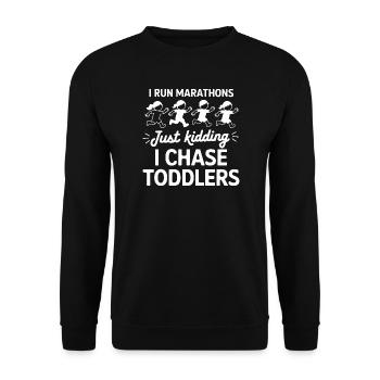  I Run Marathons Just Kidding I Chase Toddlers - Unisex Pullover - Schwarz - Vorne - Alina (178cm) & Michal (187cm)