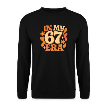In My 67 Era Italian Brainrot Humor Geburtstag - Unisex Pullover - Schwarz - Vorne - Alina (178cm) & Michal (187cm)