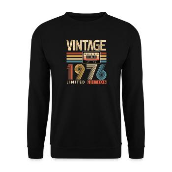 50 Year Anniversary, Vintage 1976 - Unisex Sweatshirt - black - Front - Alina (178cm) & Michal (187cm)
