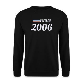 20 Jahre altes T-Shirt Geboren 2006 Vintage - Unisex Pullover - Schwarz - Vorne - Alina (178cm) & Michal (187cm)