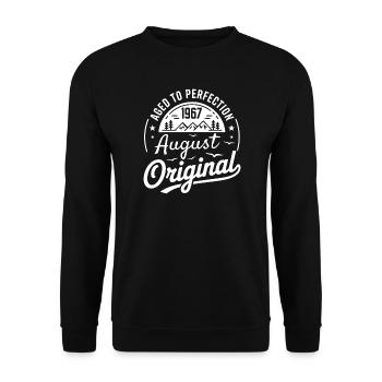 August Original 1967 Vintage Mountain - Unisex Sweatshirt - black - Front - Alina (178cm) & Michal (187cm)