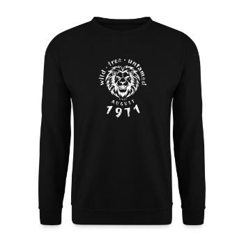 Wild, free & untamed since 08/1971 - Unisex Sweatshirt - black - Front - Alina (178cm) & Michal (187cm)