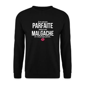 Je Ne Suis Pas Parfaite Mais Je Suis Malgache E... - Sweat-shirt Unisexe - noir - Devant - Alina (178cm) & Michal (187cm)