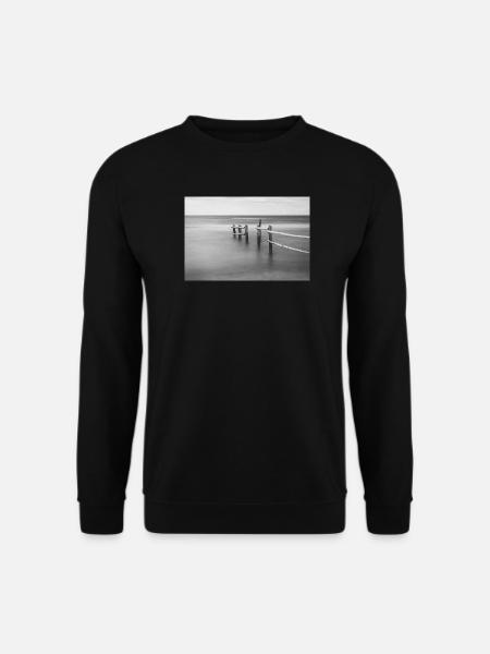 Weststrand: Zaun im Meer (Schwarz-Weiß) - Unisex Pullover - Schwarz