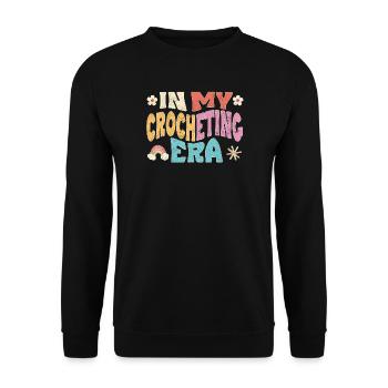 In my Crocheting Era - Unisex Pullover - Schwarz - Vorne - Alina (178cm) & Michal (187cm)