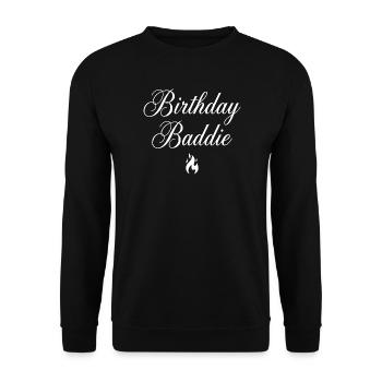 Geburtstags Baddie - Unisex Pullover - Schwarz - Vorne - Alina (178cm) & Michal (187cm)