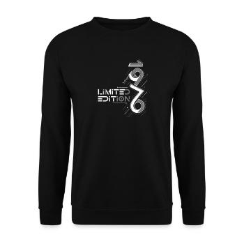 Limitierte Edition Vintage 1976 50th Birthday Man - Unisex Pullover - Schwarz - Vorne - Alina (178cm) & Michal (187cm)