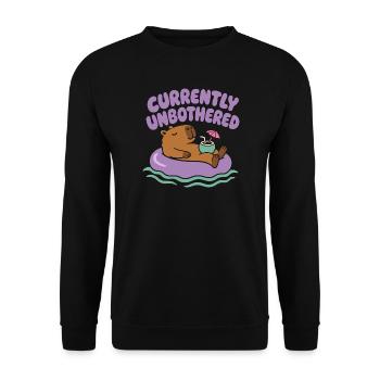 Currently Unbothered – Entspanntes Capybara - Unisex Pullover - Schwarz - Vorne - Alina (178cm) & Michal (187cm)