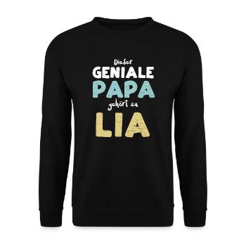 Dieser Geniale Papa Gehört Zu Lia - Unisex Pullover - Schwarz - Vorne - Alina (178cm) & Michal (187cm)