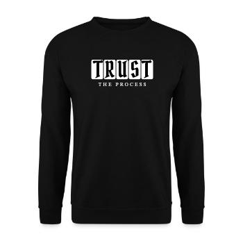 Vertraue dem Prozess – Typografie - Unisex Pullover - Schwarz - Vorne - Alina (178cm) & Michal (187cm)