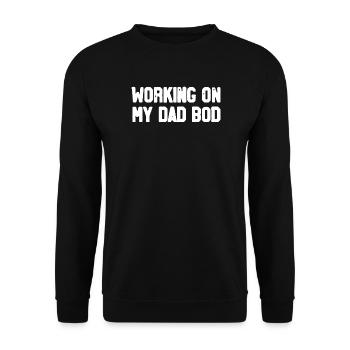 Ich arbeite an meinem Vaterkörper – Lustiger Vatertag im Fitnessstudio - Unisex Pullover - Schwarz - Vorne - Alina (178cm) & Michal (187cm)